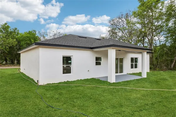 $279,000 | 15479 Southeast 115th Place Road, Ocklawaha, FL 32179