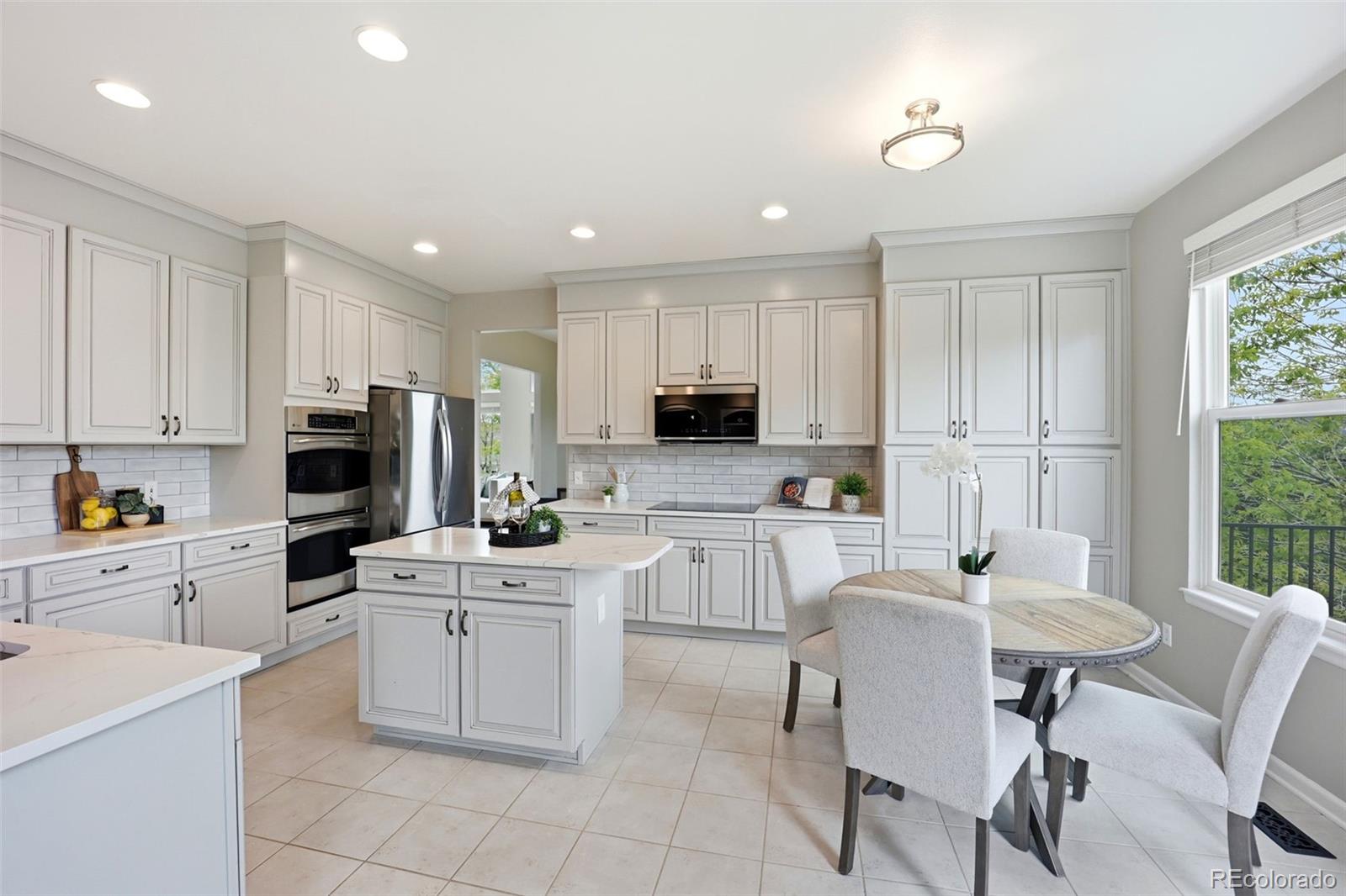10061 South Fairgate Way Highlands Ranch, CO 80126 - Photo 8 of 50
