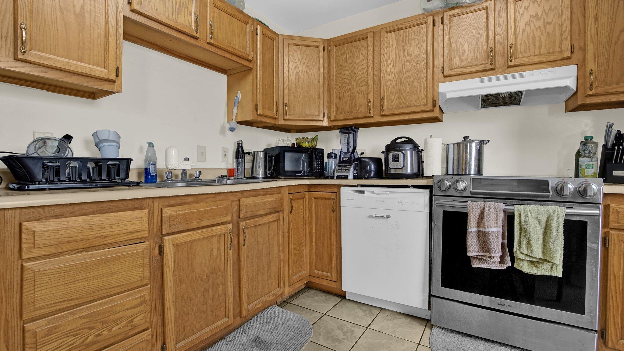 1664 Ridgeview Court Lancaster, OH 43130 - Photo 22 of 45 36-web-or-mls-1674-ridgeview-ct