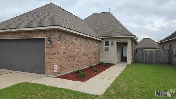 $2,000 | 8655 Abertay Avenue, Baton Rouge, LA 70820