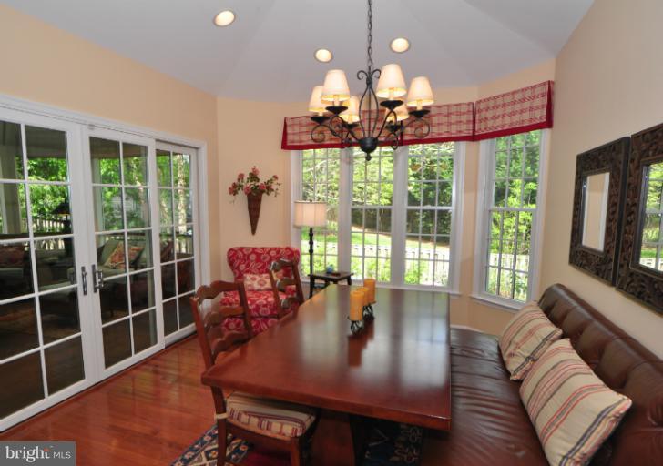1313 Gatesmeadow Way Reston, VA 20194 - Photo 8 of 29 Interior (General)
