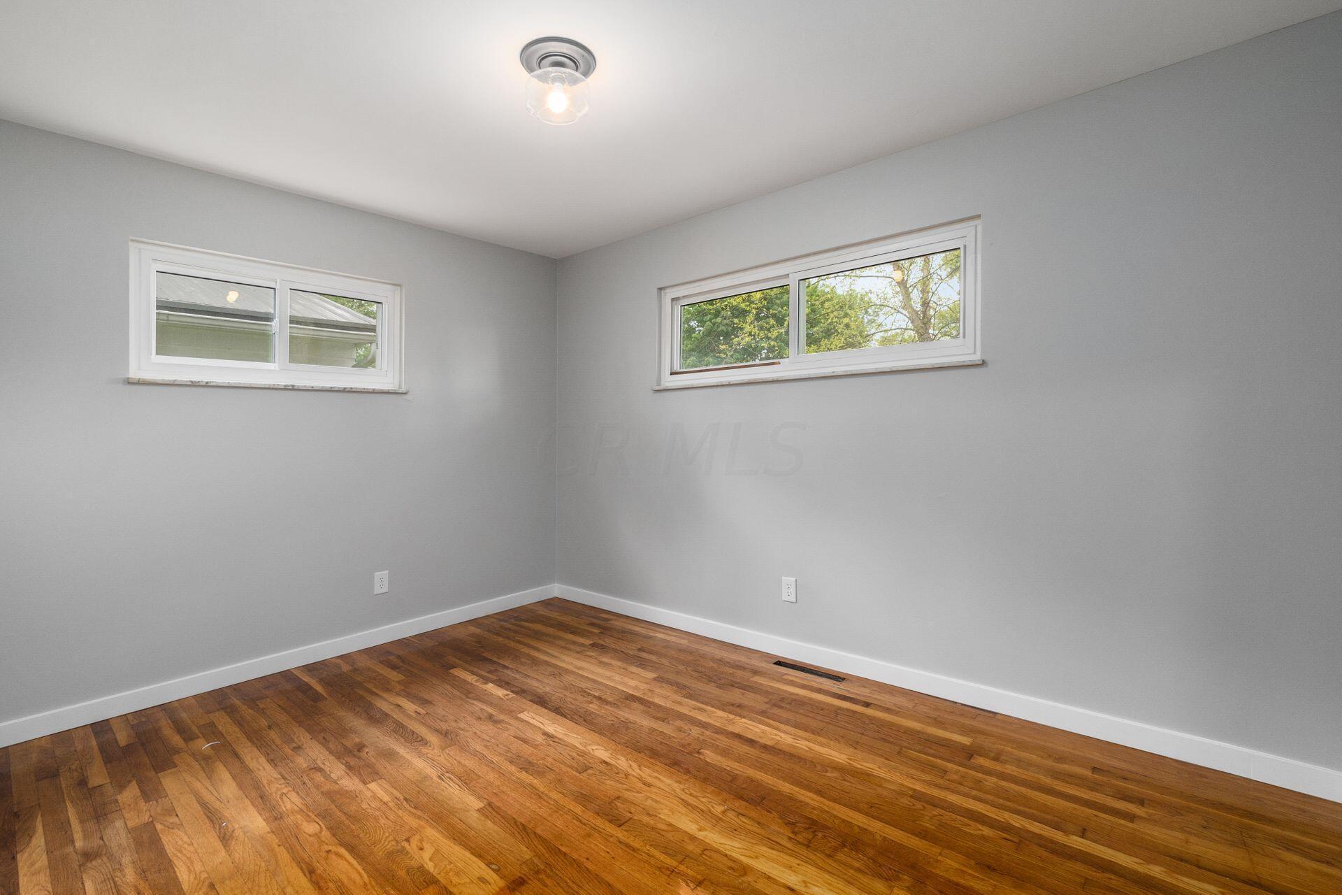 865 Stockbridge Road Columbus, OH 43207 - Photo 11 of 31 Gallery Image 11
