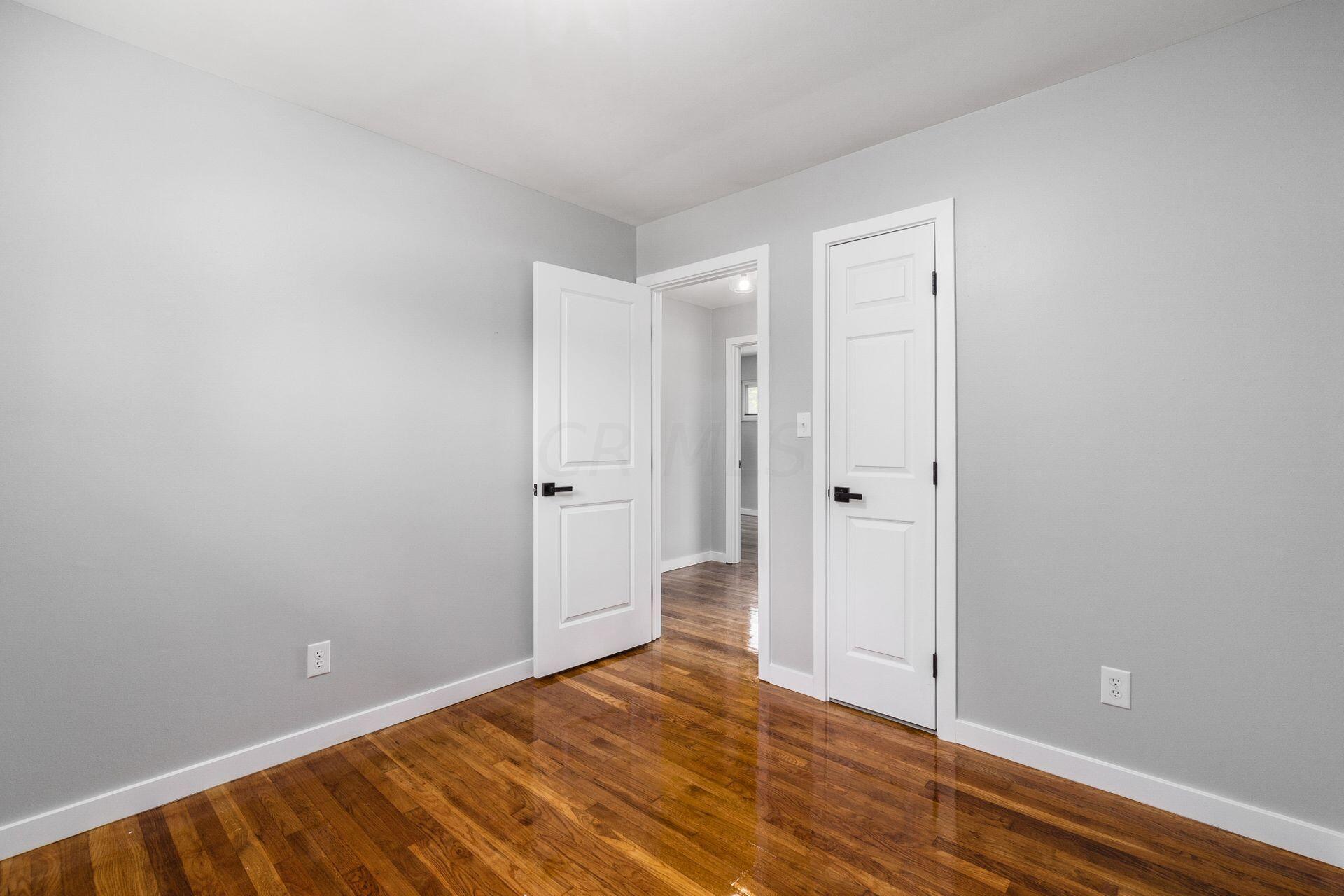865 Stockbridge Road Columbus, OH 43207 - Photo 16 of 31 Gallery Image 16