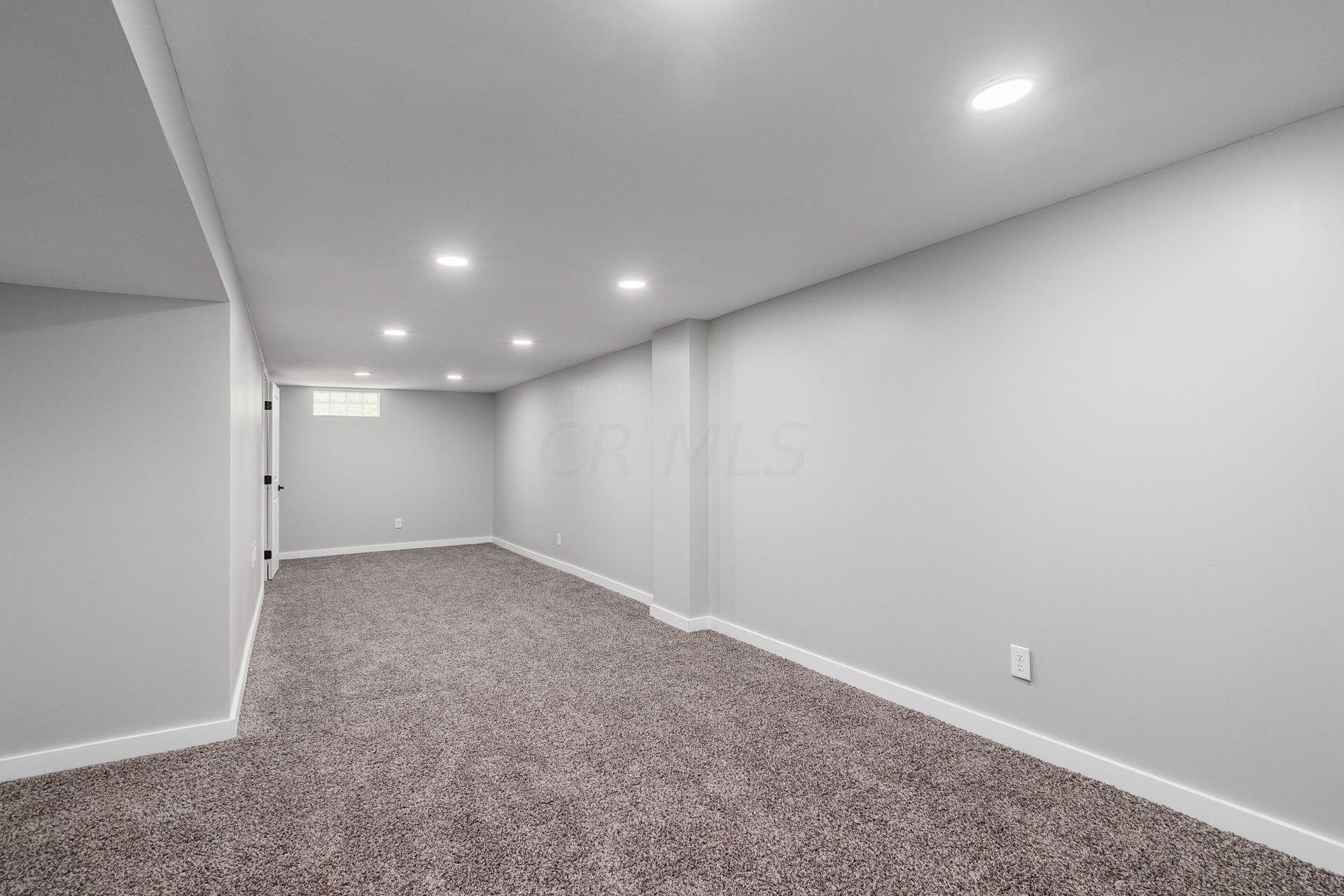 865 Stockbridge Road Columbus, OH 43207 - Photo 23 of 31 Gallery Image 23