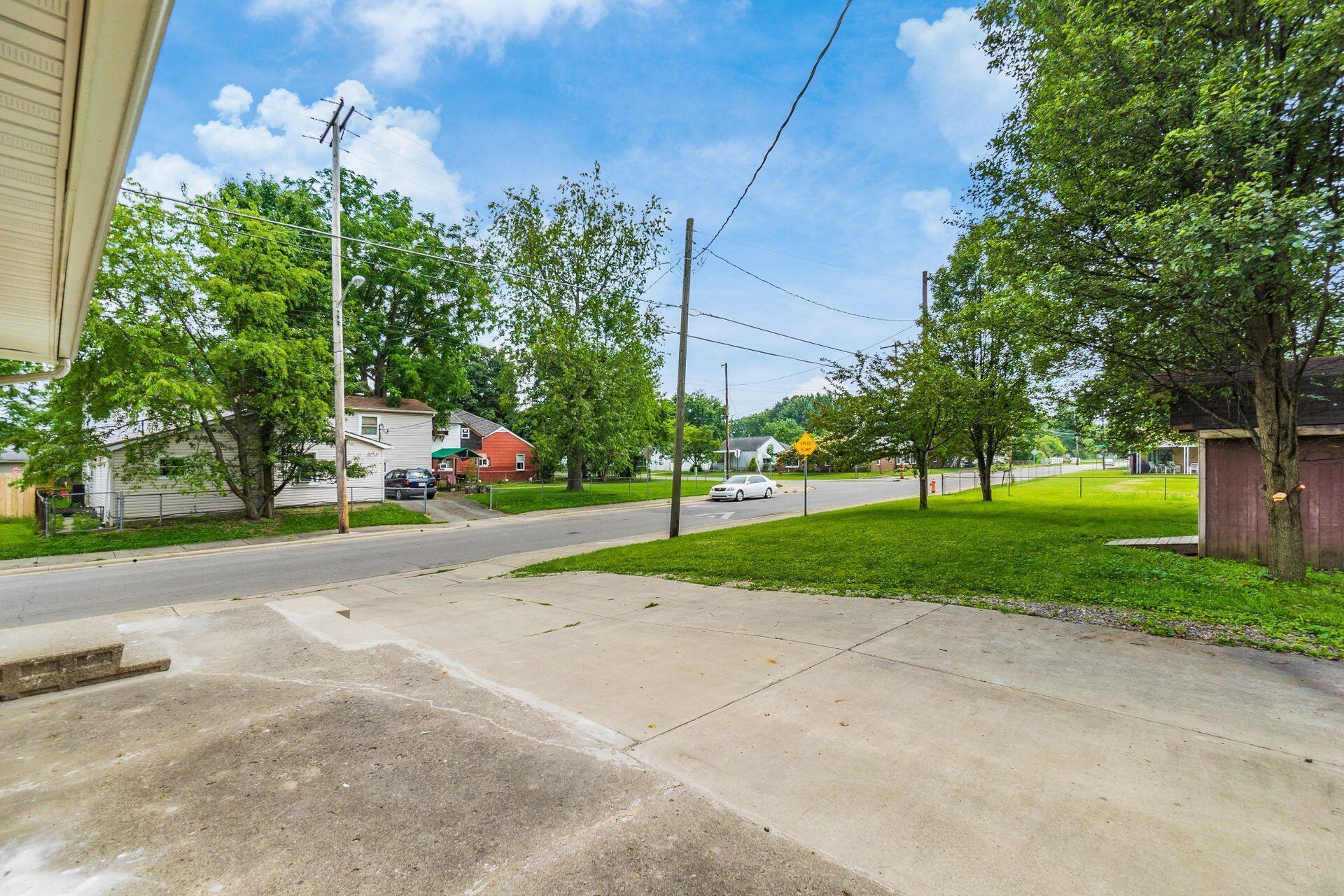 865 Stockbridge Road Columbus, OH 43207 - Photo 26 of 31 Gallery Image 26