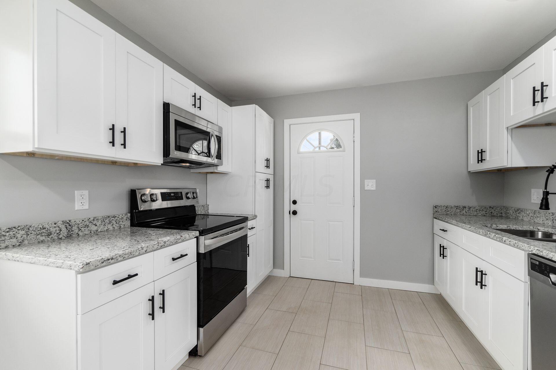 865 Stockbridge Road Columbus, OH 43207 - Photo 8 of 31 Gallery Image 8