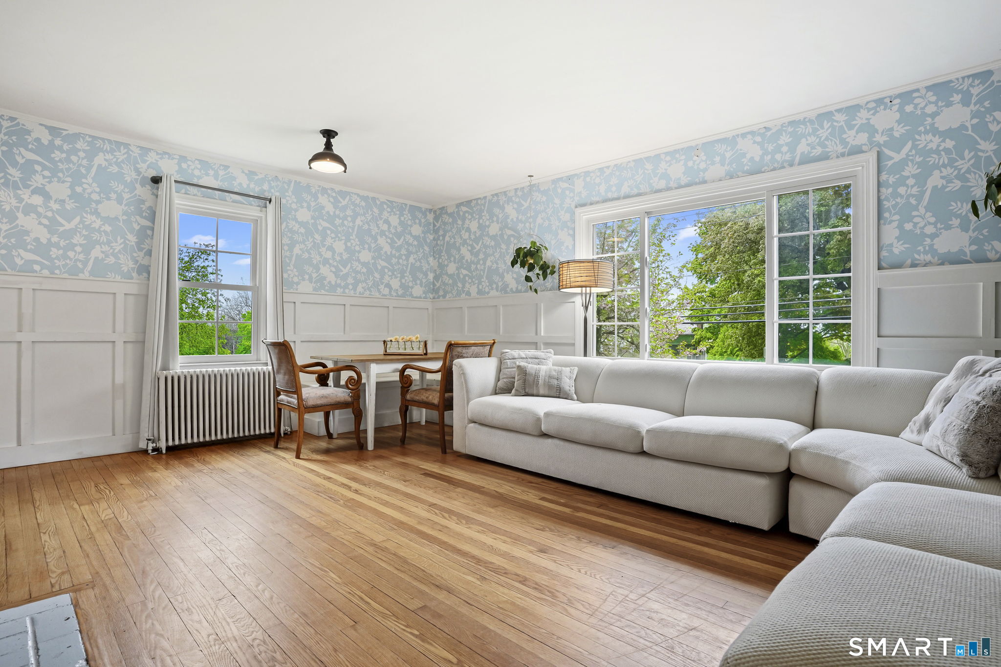 39 North Main Street Sharon, CT 06069 - Photo 3 of 37