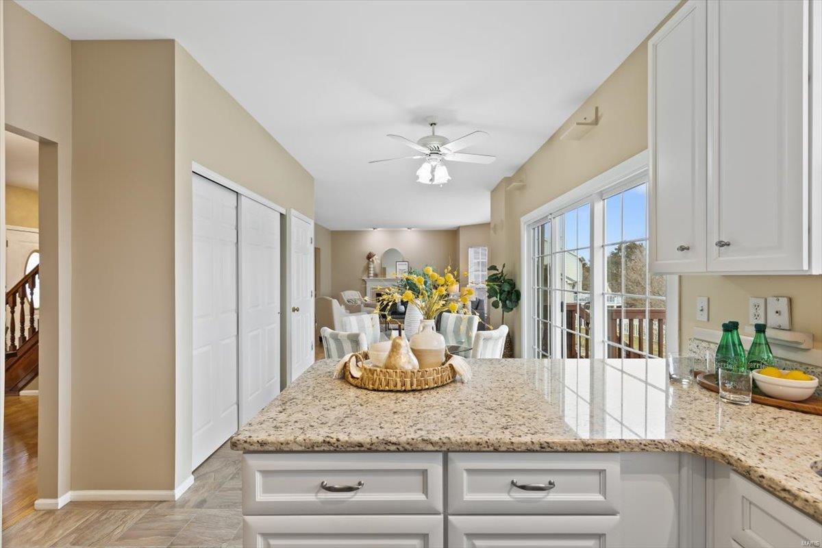 419 Leicester Square Court Ballwin, MO 63021 - Photo 13 of 64