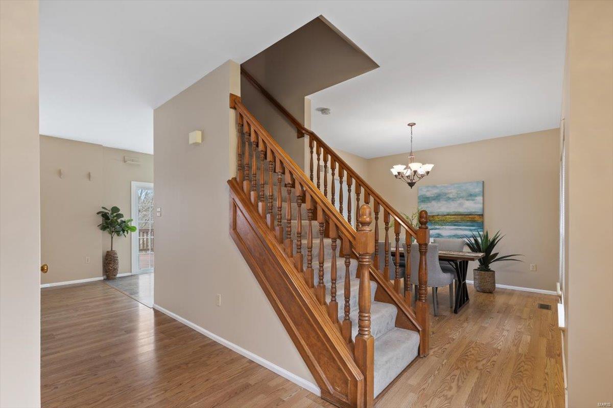 419 Leicester Square Court Ballwin, MO 63021 - Photo 2 of 64