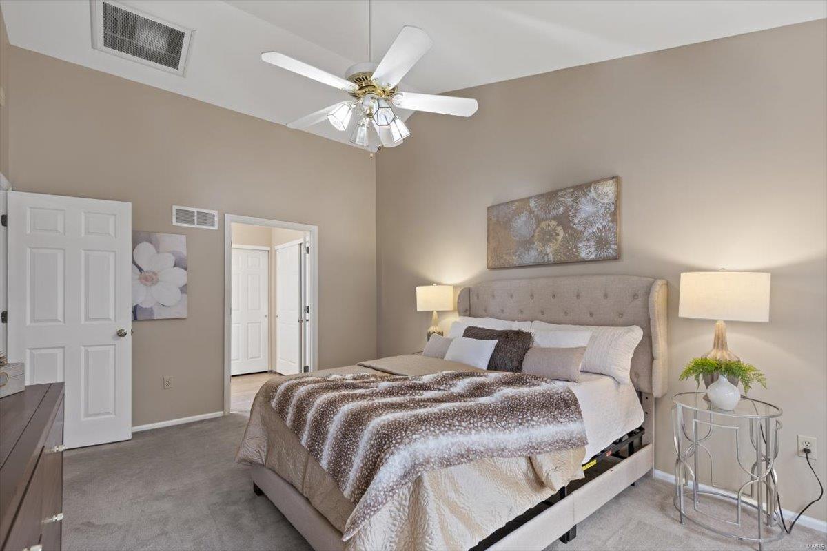 419 Leicester Square Court Ballwin, MO 63021 - Photo 23 of 64