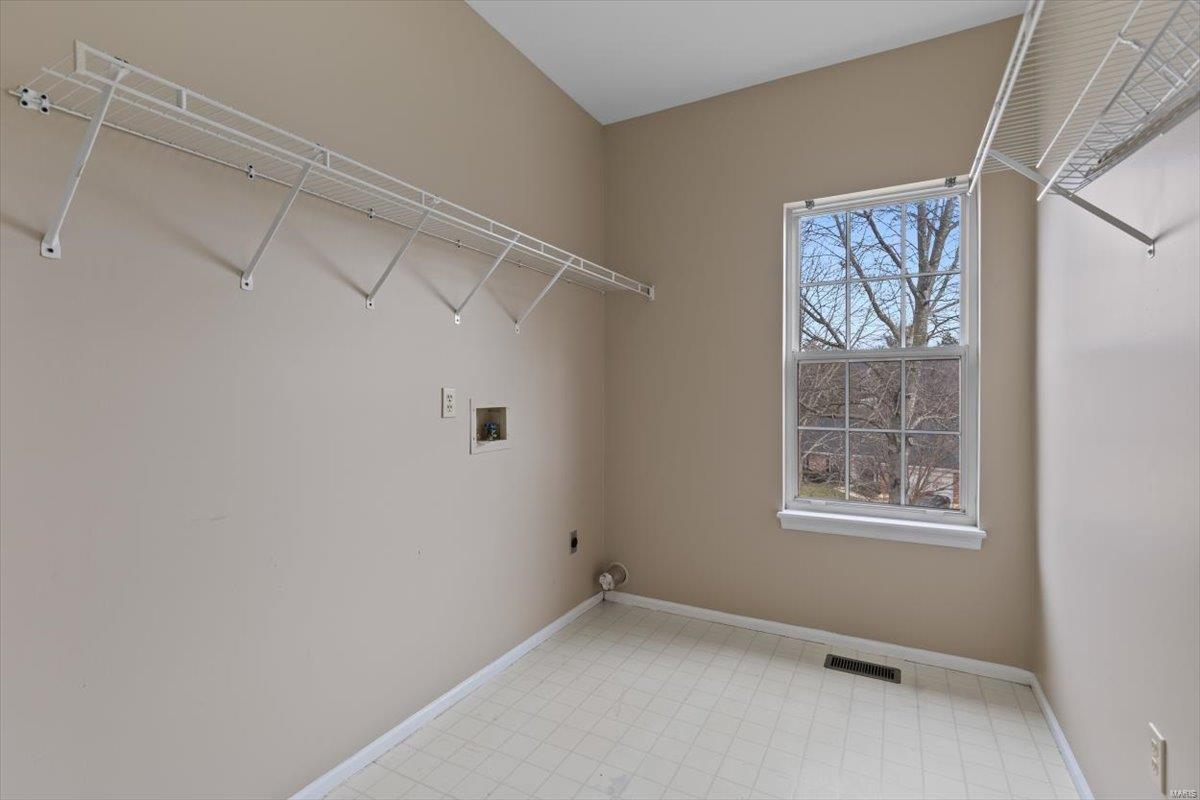 419 Leicester Square Court Ballwin, MO 63021 - Photo 27 of 64