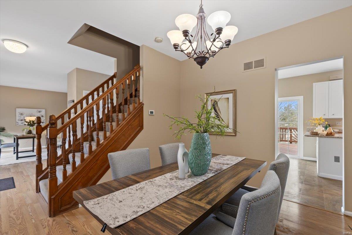 419 Leicester Square Court Ballwin, MO 63021 - Photo 4 of 64