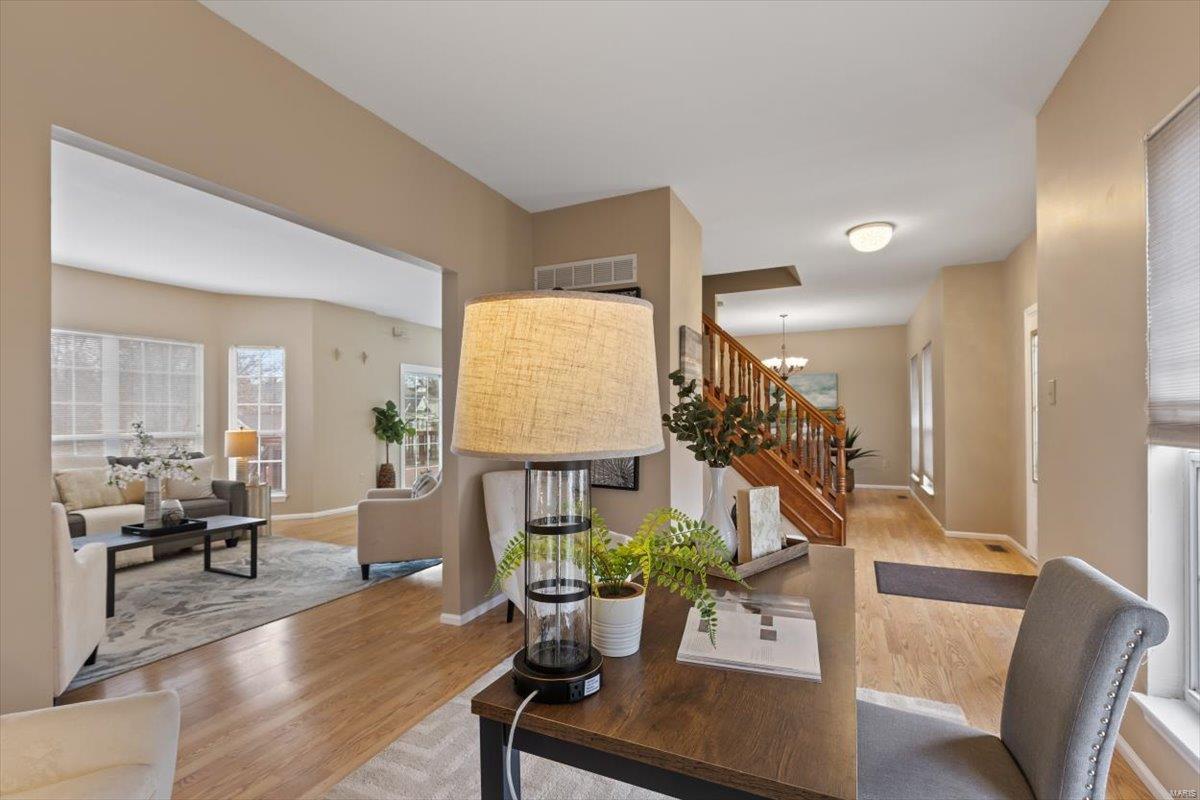 419 Leicester Square Court Ballwin, MO 63021 - Photo 8 of 64