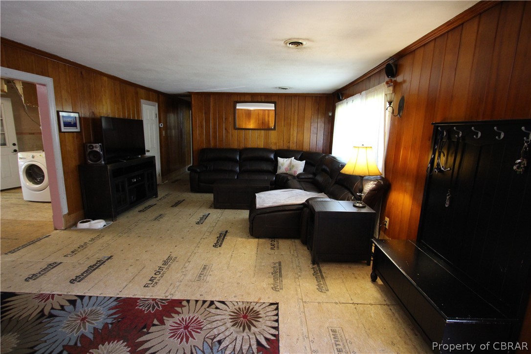 11300 Buckley Hall Road Mathews, VA 23109 - Photo 6 of 31