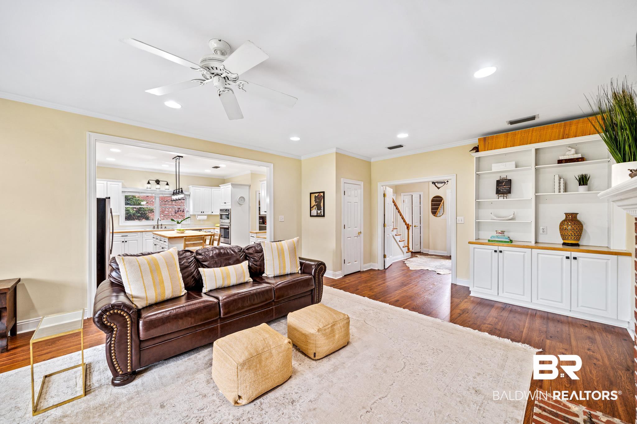 9800 Aspen Circle Daphne, AL 36527 - Photo 9 of 36 Great Room Open to Kitche