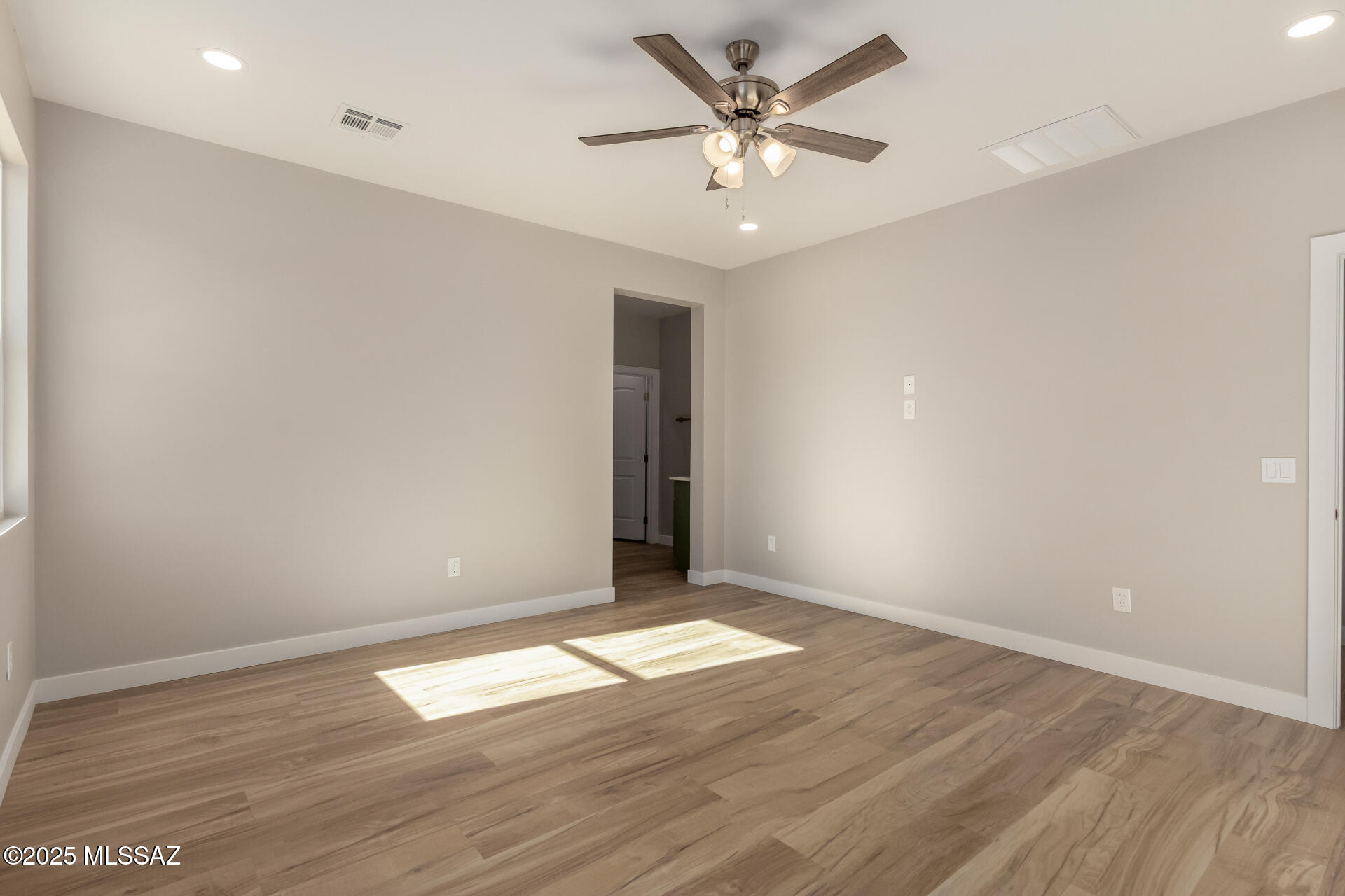 1733 Círculo Alameda Rio Rico, AZ 85648 - Photo 19 of 38 Gallery Image 19