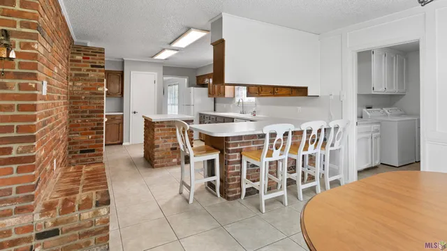 $325,000 | 11358 Lazy Lake Drive, Central, LA 70818