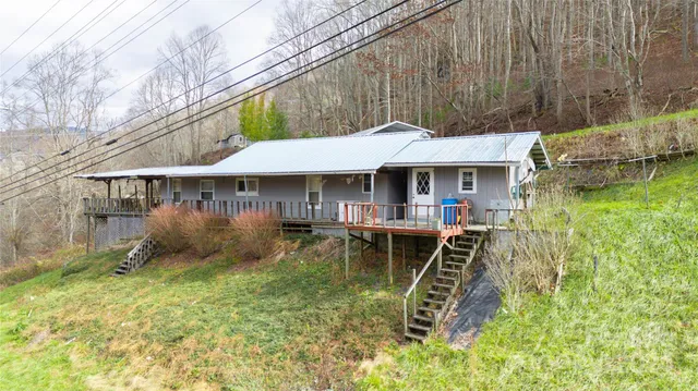 $85,000 | 3059 Highway 261, Bakersville, NC 28705