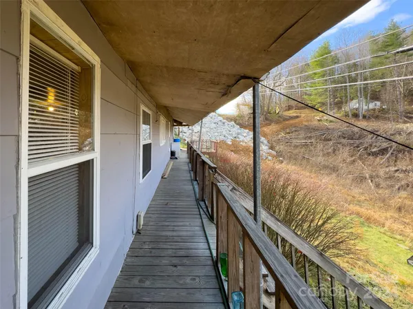 $60,000 | 3059 Highway 261, Bakersville, NC 28705