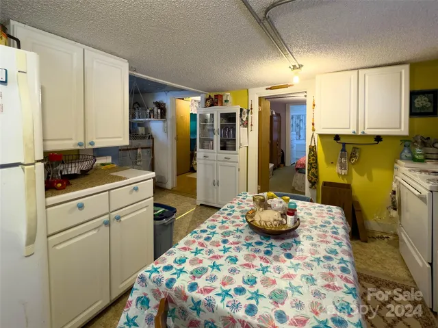 $85,000 | 3059 Highway 261, Bakersville, NC 28705