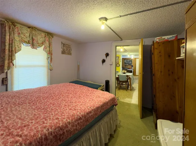 $85,000 | 3059 Highway 261, Bakersville, NC 28705