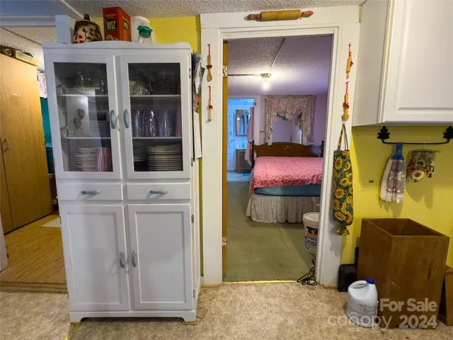 $85,000 | 3059 Highway 261, Bakersville, NC 28705