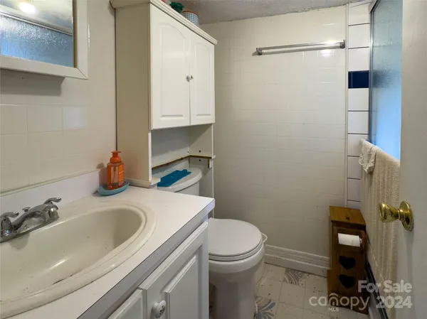 $60,000 | 3059 Highway 261, Bakersville, NC 28705