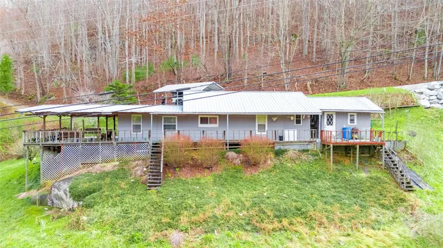 $85,000 | 3059 Highway 261, Bakersville, NC 28705