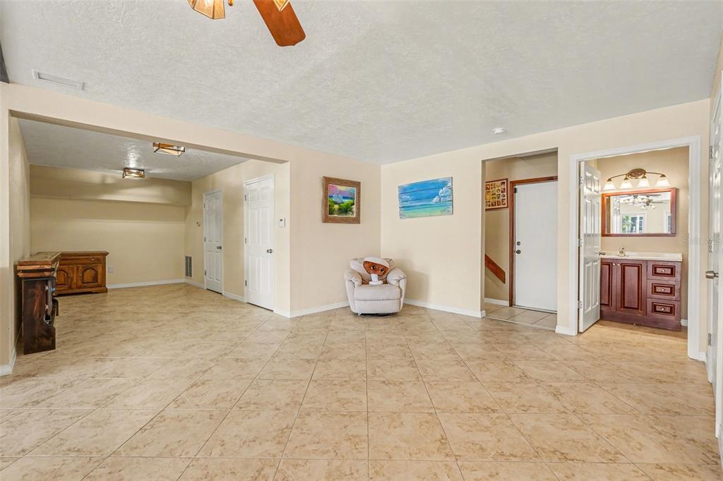 6340 Spoonbill Drive New Port Richey, FL 34652 - Photo 12 of 36