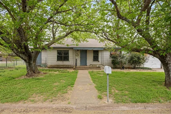$175,000 | 1313 Lipan Highway, Granbury, TX 76048