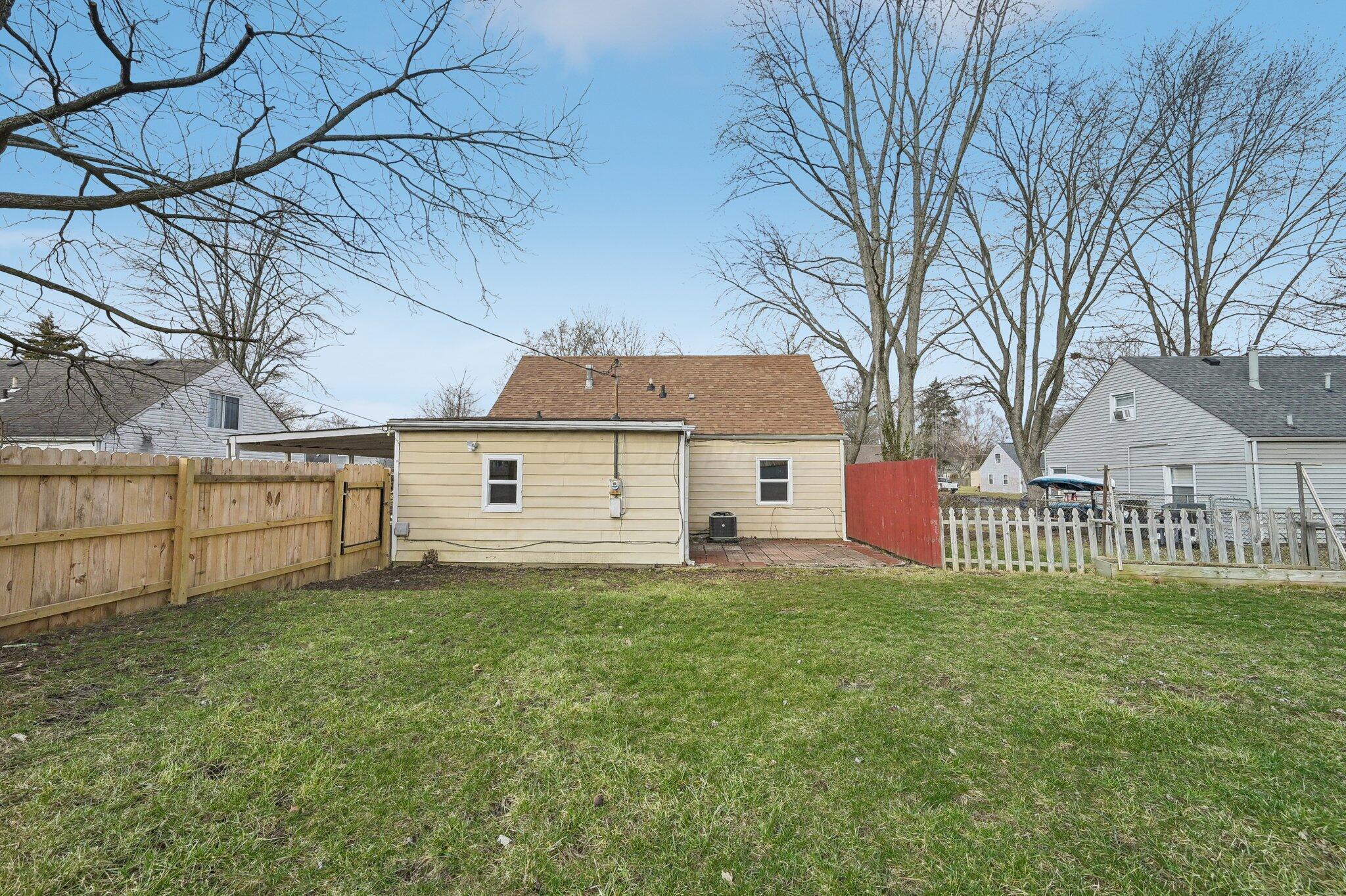 898 Bucknell Road Columbus, OH 43213 - Photo 12 of 30 listing_11