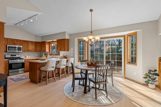 $499,900 | 1160 Autumn Drive, Woodbury, MN 55125