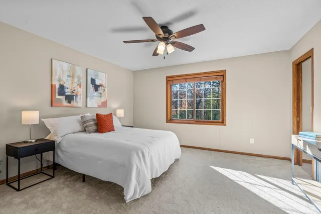 $499,900 | 1160 Autumn Drive, Woodbury, MN 55125