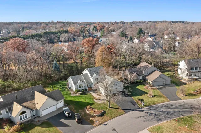 $499,900 | 1160 Autumn Drive, Woodbury, MN 55125