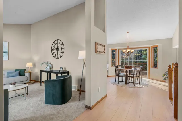 $499,900 | 1160 Autumn Drive, Woodbury, MN 55125