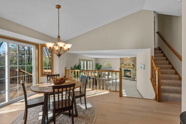 $499,900 | 1160 Autumn Drive, Woodbury, MN 55125