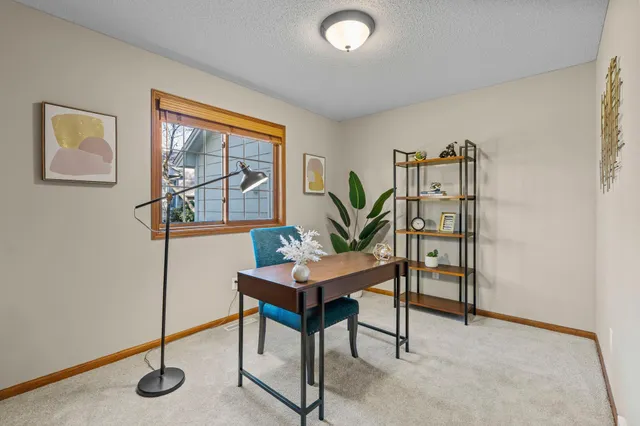 $499,900 | 1160 Autumn Drive, Woodbury, MN 55125