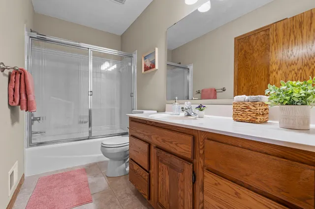 $499,900 | 1160 Autumn Drive, Woodbury, MN 55125