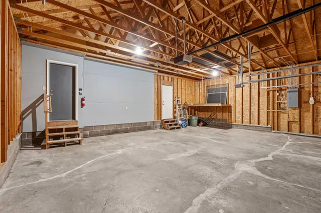 $499,900 | 1160 Autumn Drive, Woodbury, MN 55125