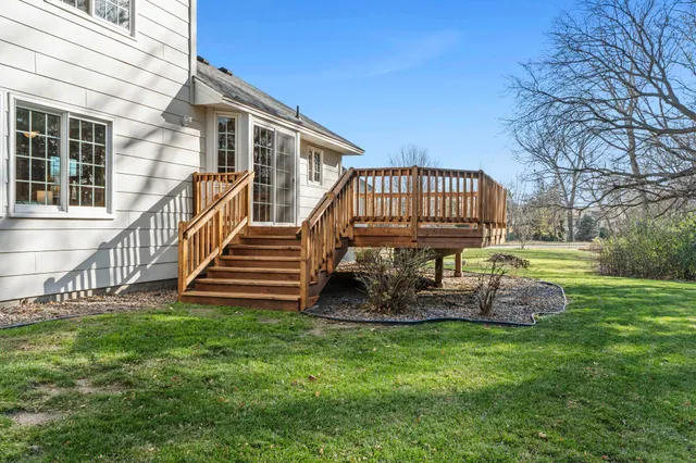 $499,900 | 1160 Autumn Drive, Woodbury, MN 55125