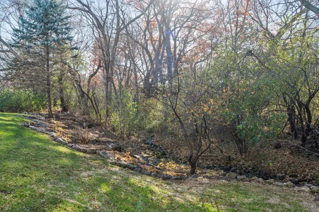 $499,900 | 1160 Autumn Drive, Woodbury, MN 55125