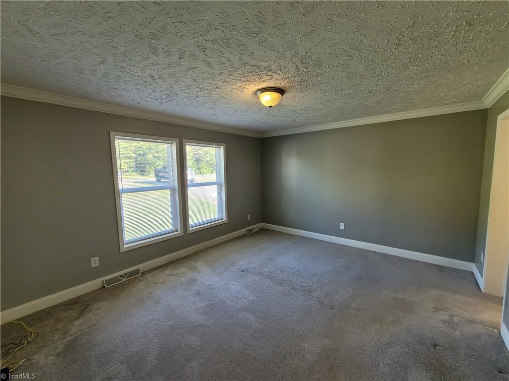 193 Arrowhead Road Mocksville, NC 27028 - Photo 24 of 40 Primary Bedroom