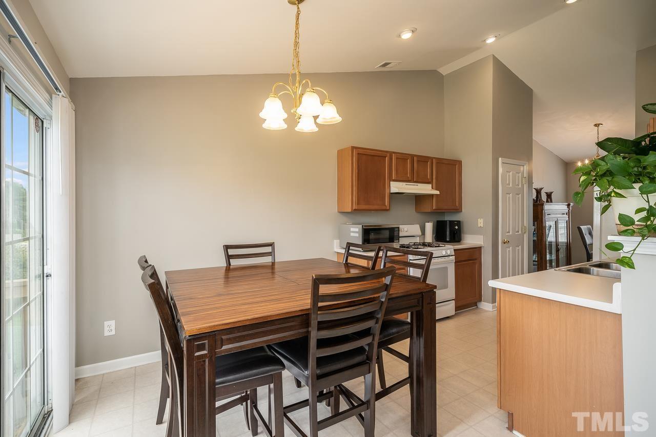 6021 Shelane Court Raleigh, NC 27610 - Photo 9 of 30