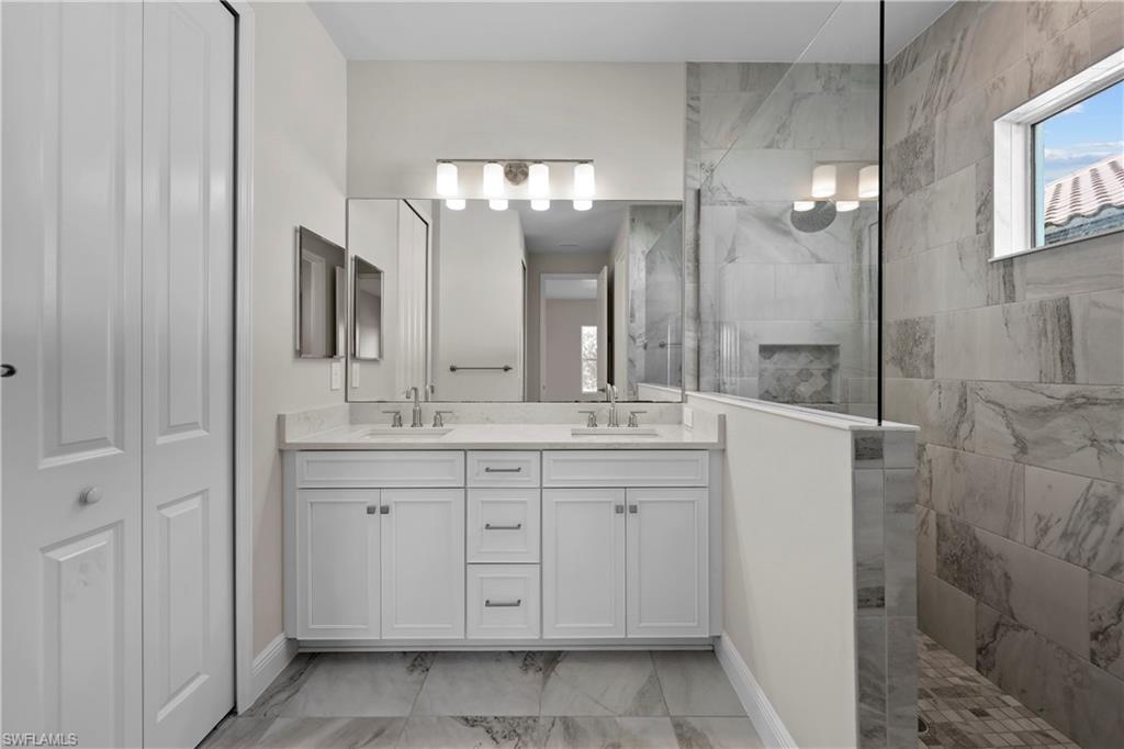 4644 Centaurus Circle Naples, FL 34120 - Photo 12 of 37