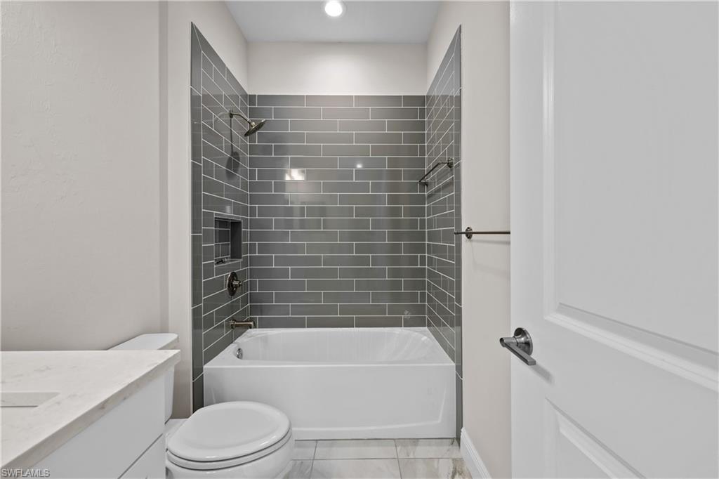 4644 Centaurus Circle Naples, FL 34120 - Photo 13 of 37