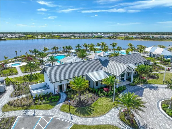 $2,800 | 4644 Centaurus Circle, Naples, FL 34120