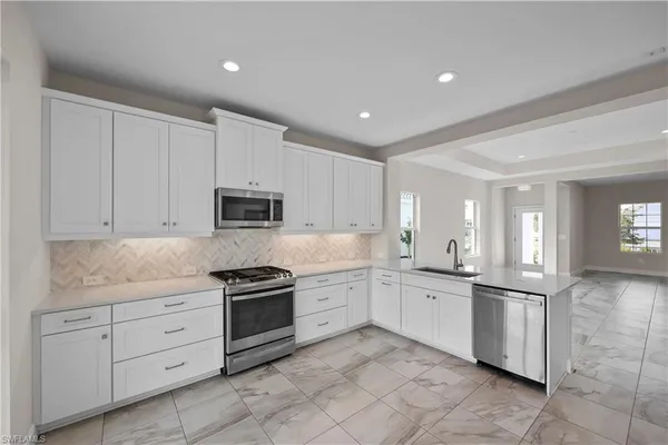 $2,800 | 4644 Centaurus Circle, Naples, FL 34120