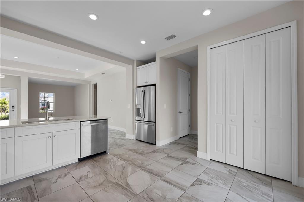 4644 Centaurus Circle Naples, FL 34120 - Photo 5 of 37