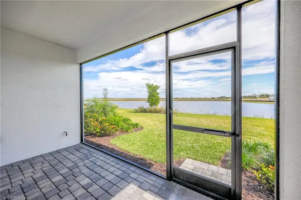 $2,800 | 4644 Centaurus Circle, Naples, FL 34120