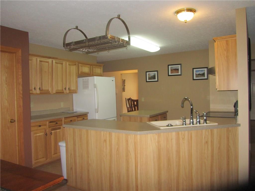 544 Diamond Road Grove City, PA 16127 - Photo 5 of 24